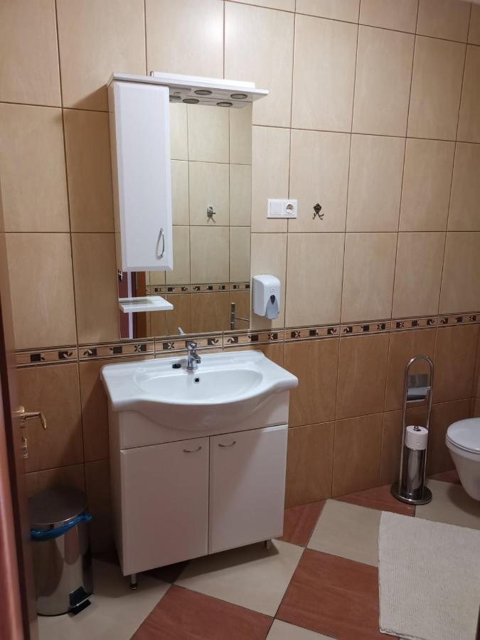 Harmonia Panzio Hotel Sárospatak Eksteriør billede