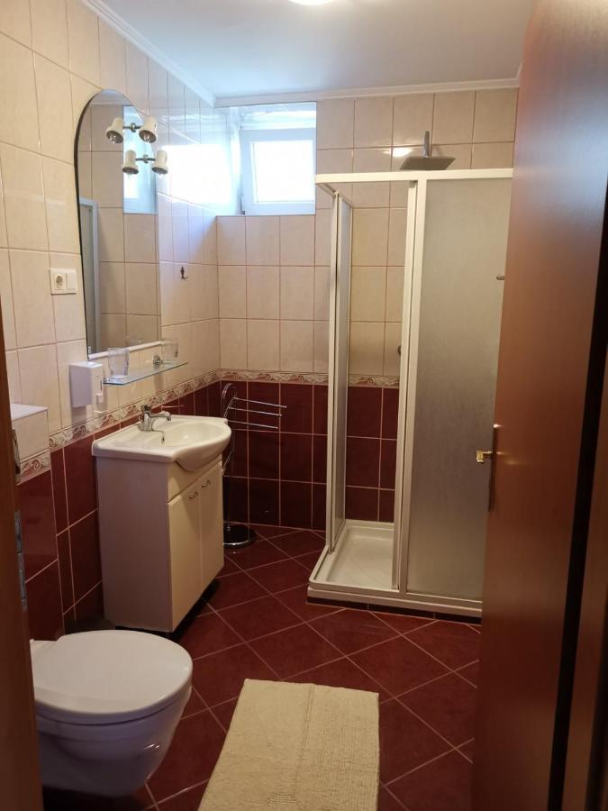 Harmonia Panzio Hotel Sárospatak Eksteriør billede