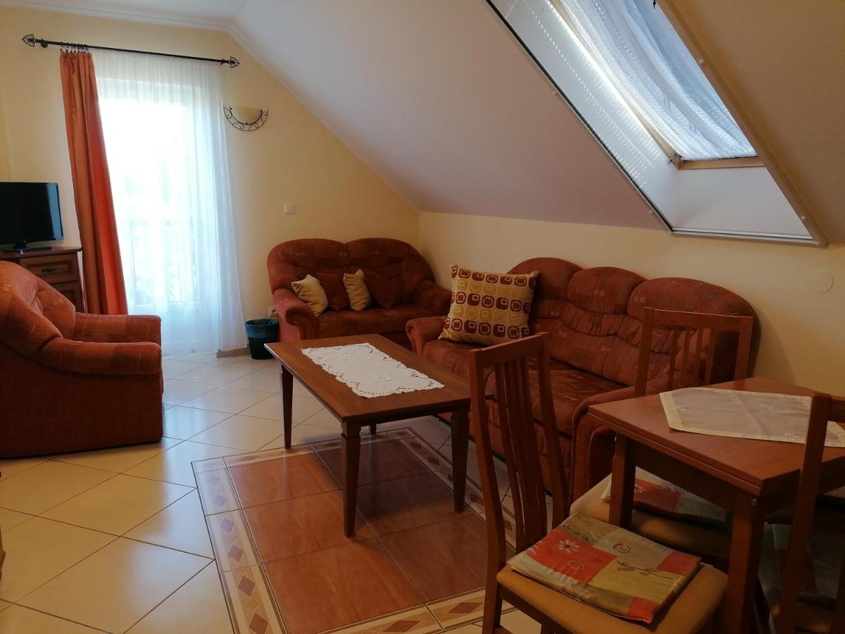 Harmonia Panzio Hotel Sárospatak Eksteriør billede